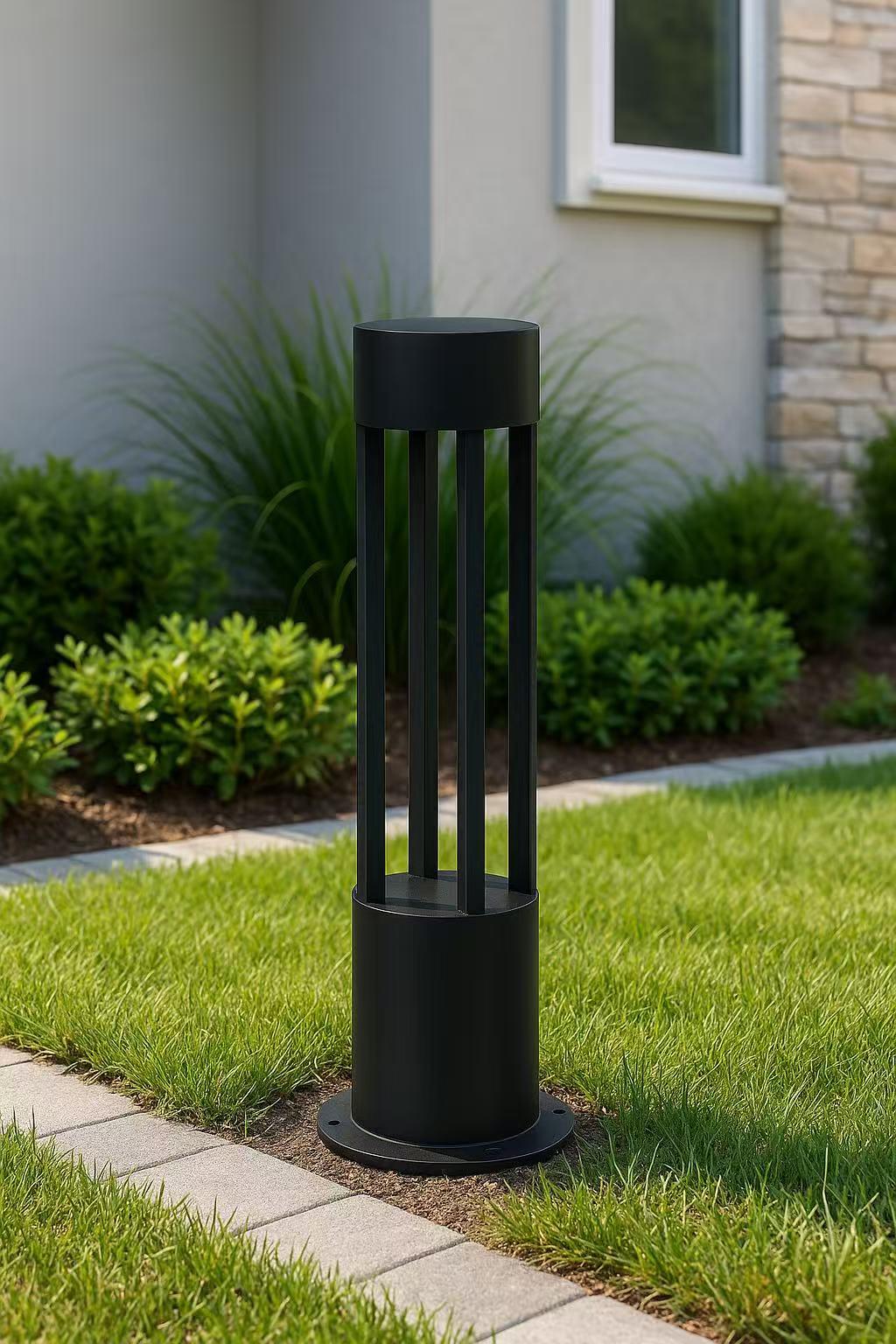 SU-2410/40 LAWN LAMP