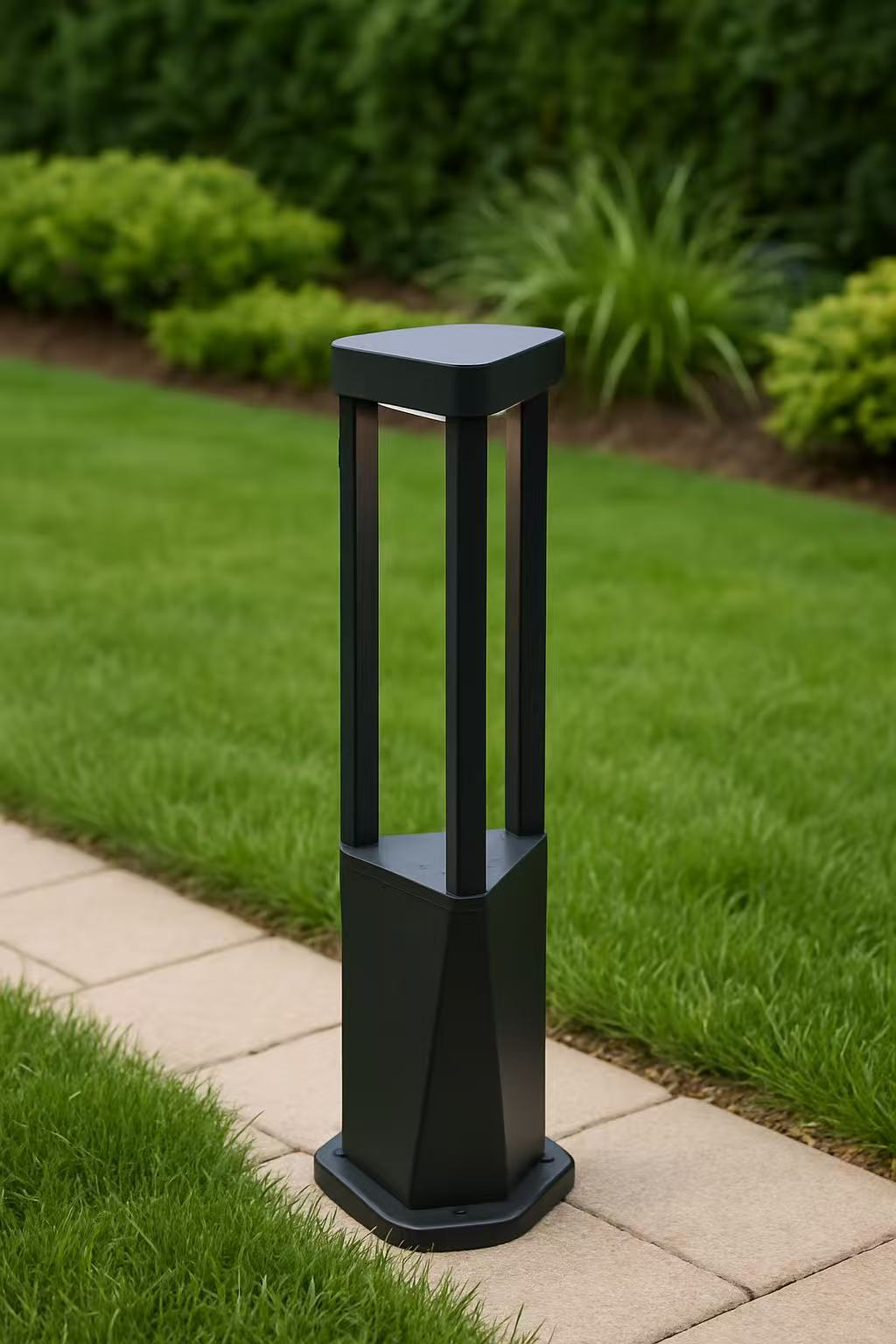 SU-2418/90 LAWN LAMP