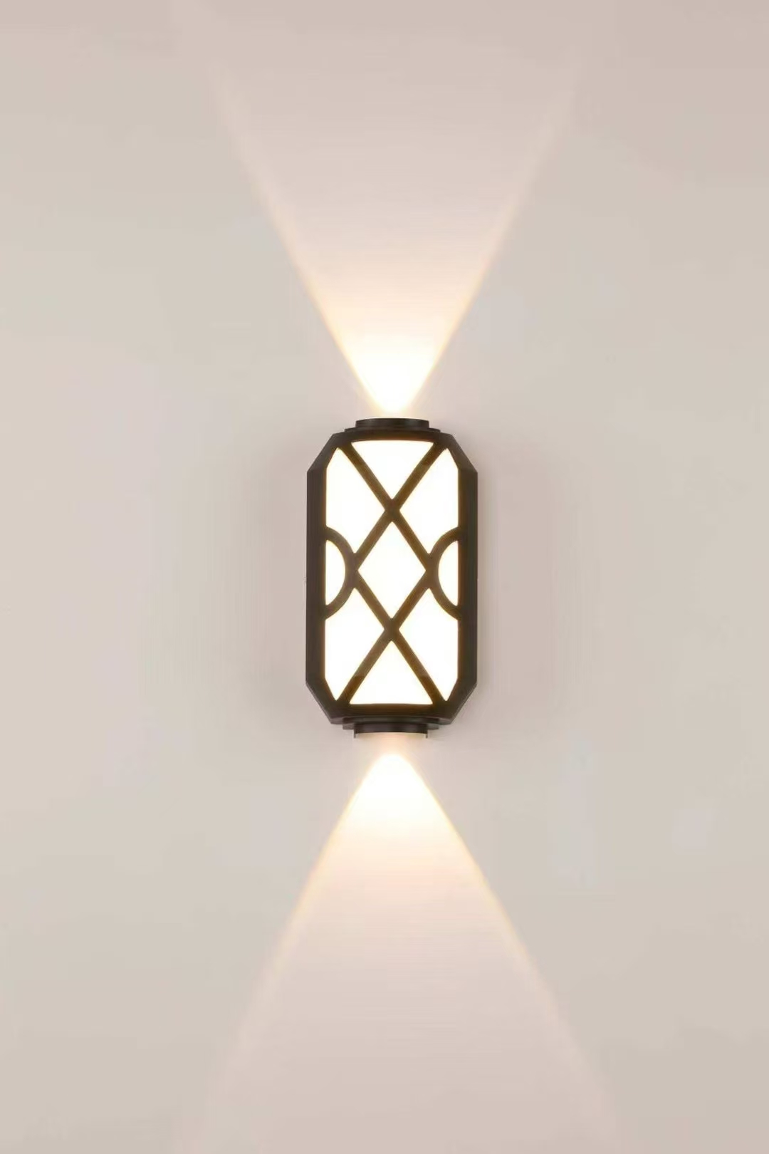 SU-AL-0308 OUTDOOR WALL LAMP