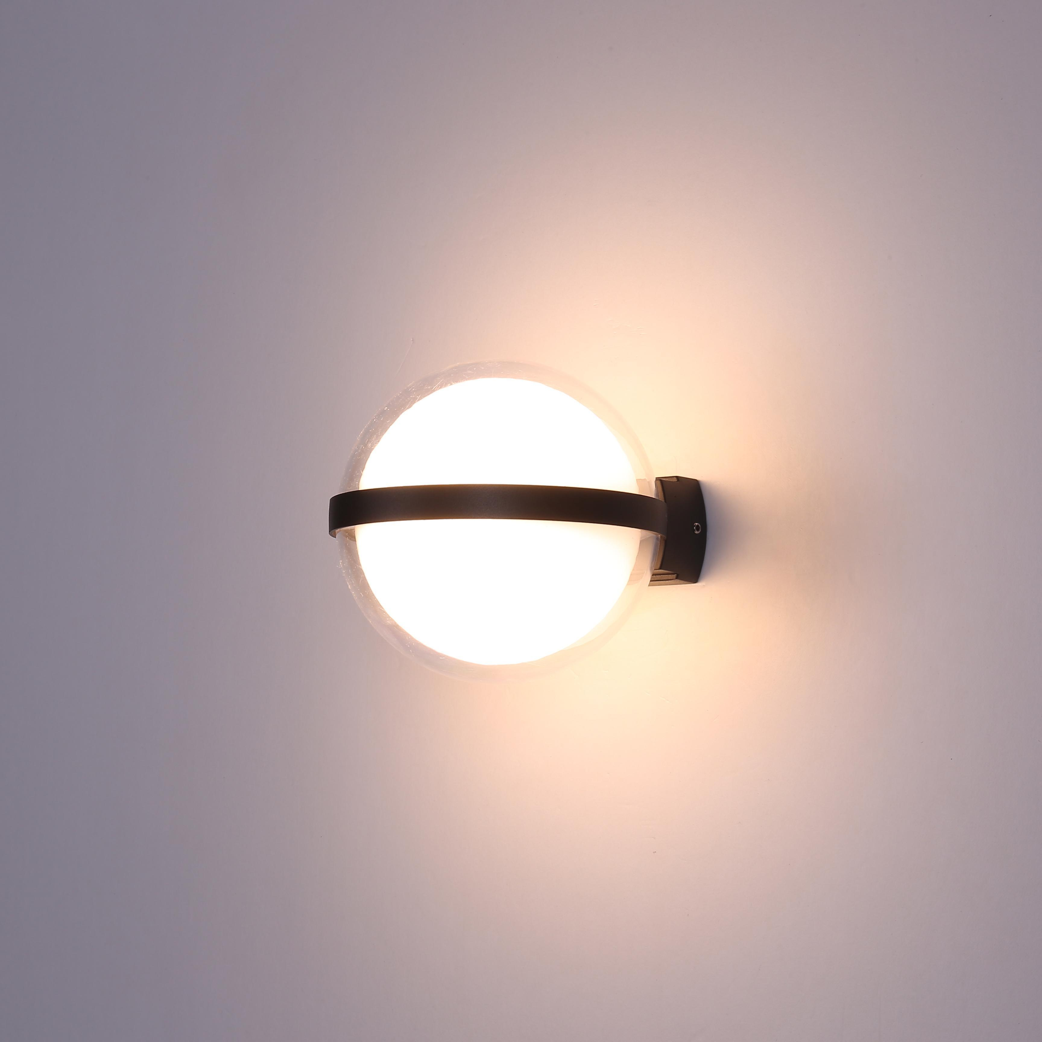 SU-AL-32 OUTDOOR WALL LAMP